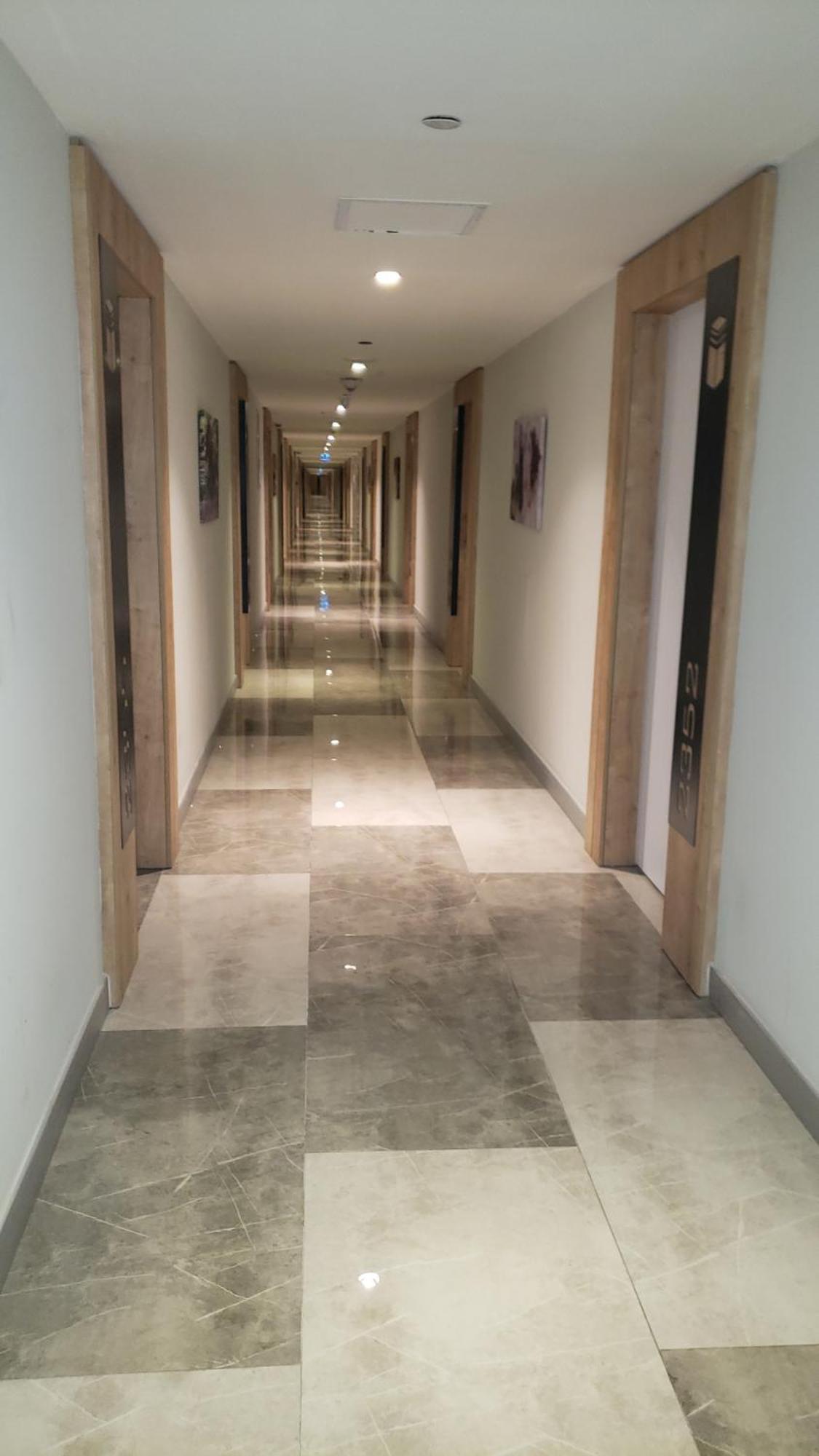 Orbi City Premium Apartament Batoemi Buitenkant foto